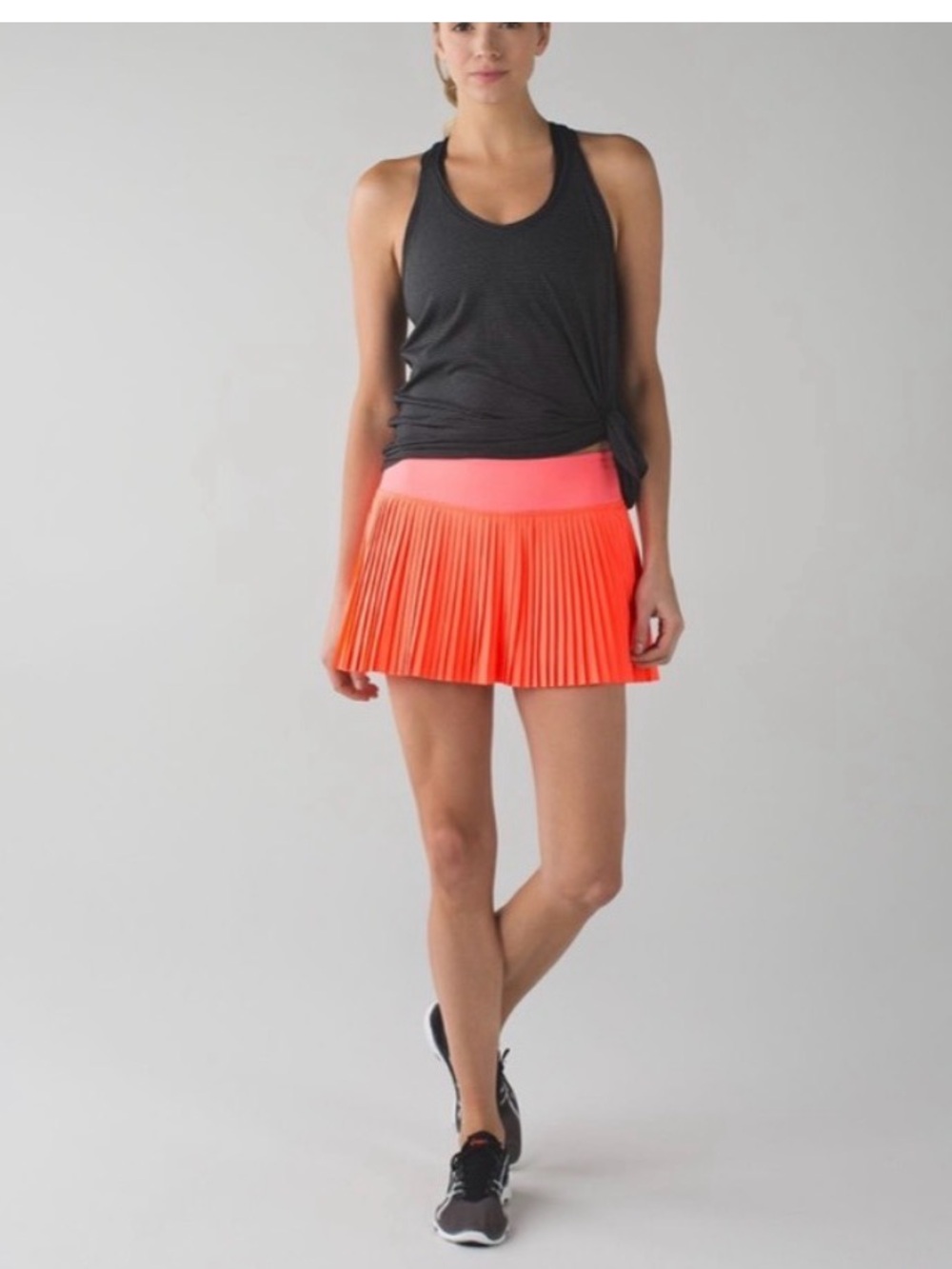 Lululemon Pleat to Street Skirt II Grapefruit size 4
